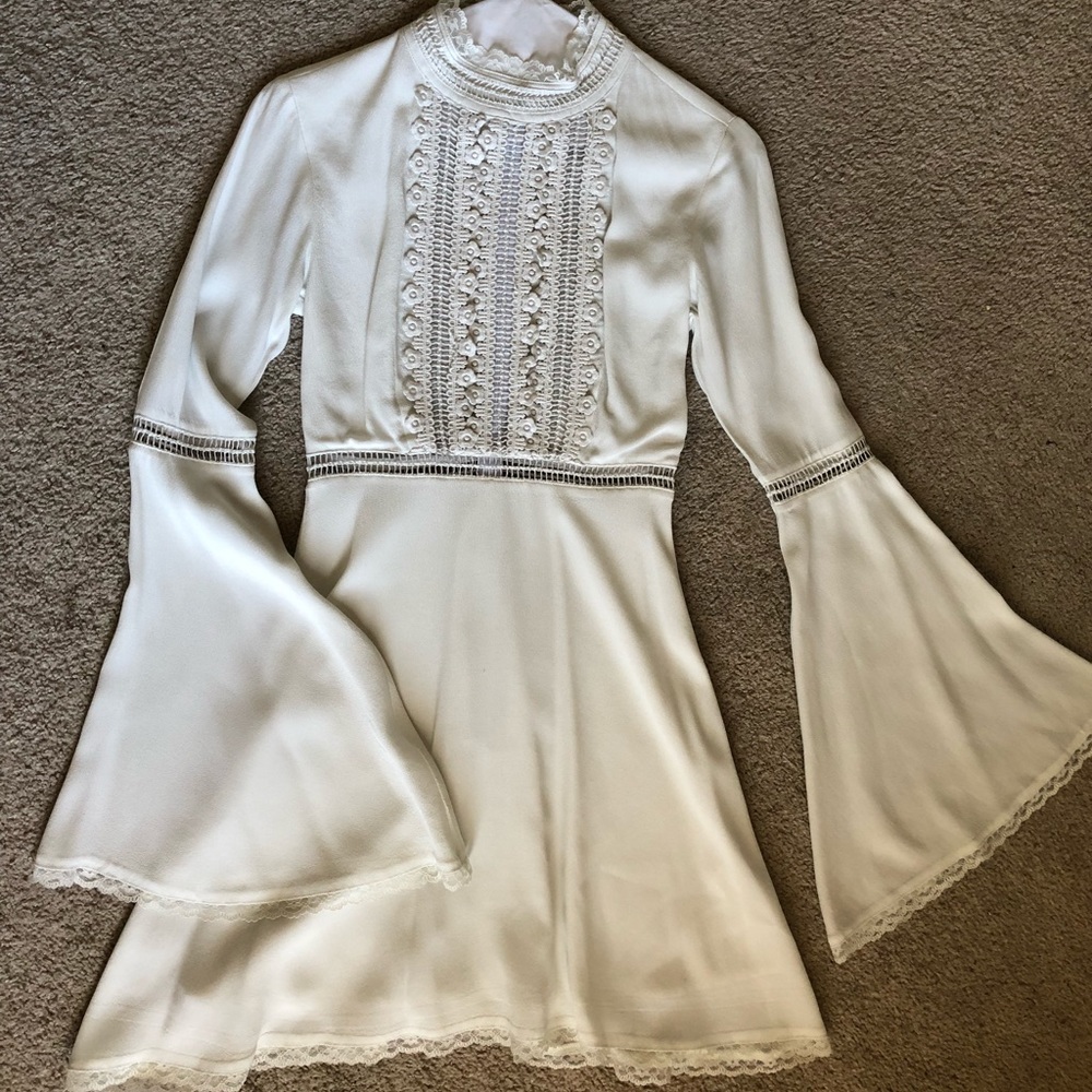 For love and lemons bell sleeve dress